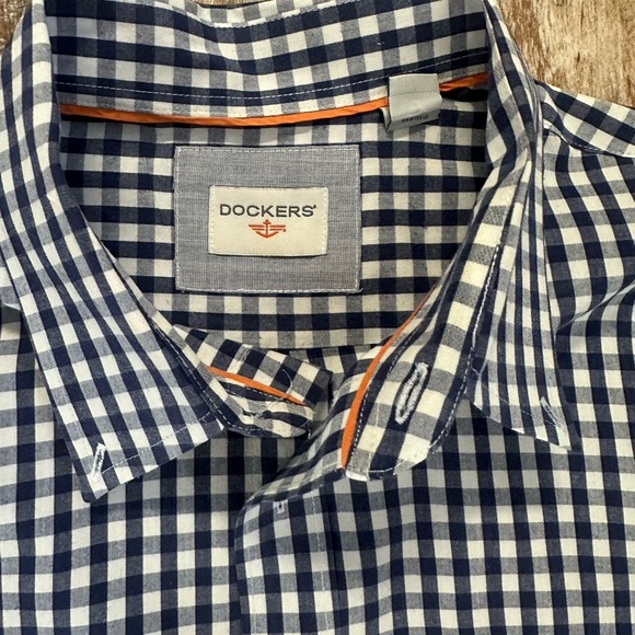 Men’s Dockers NWOT navy and white checked long sleeve button down, size XL - Picture 3 of 6